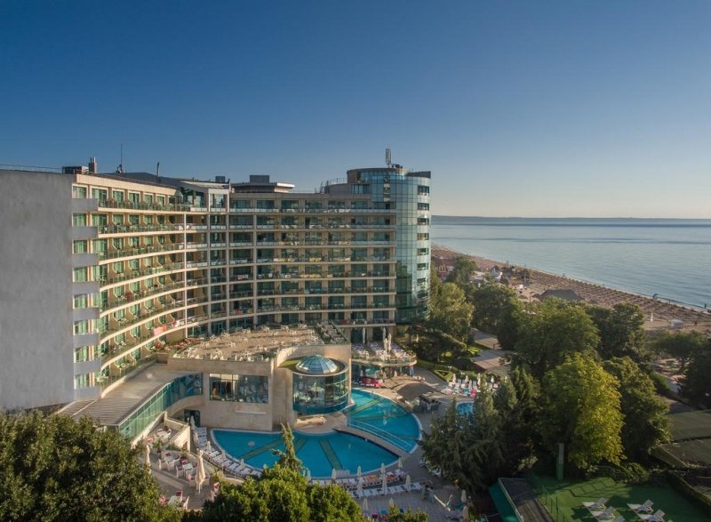 Marina Grand Beach Hotel