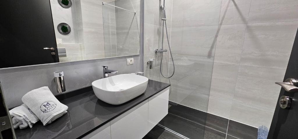 Mcity Aparthotel