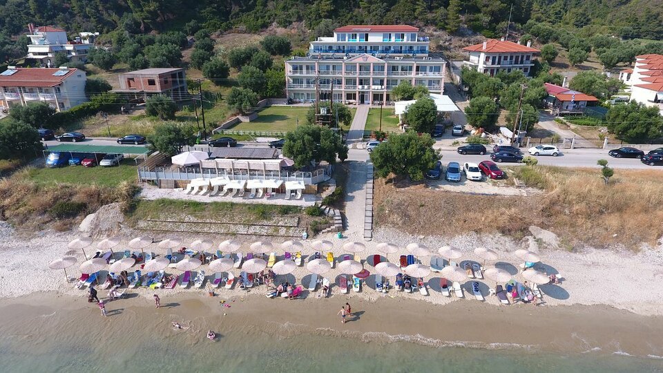 Crown Hotel