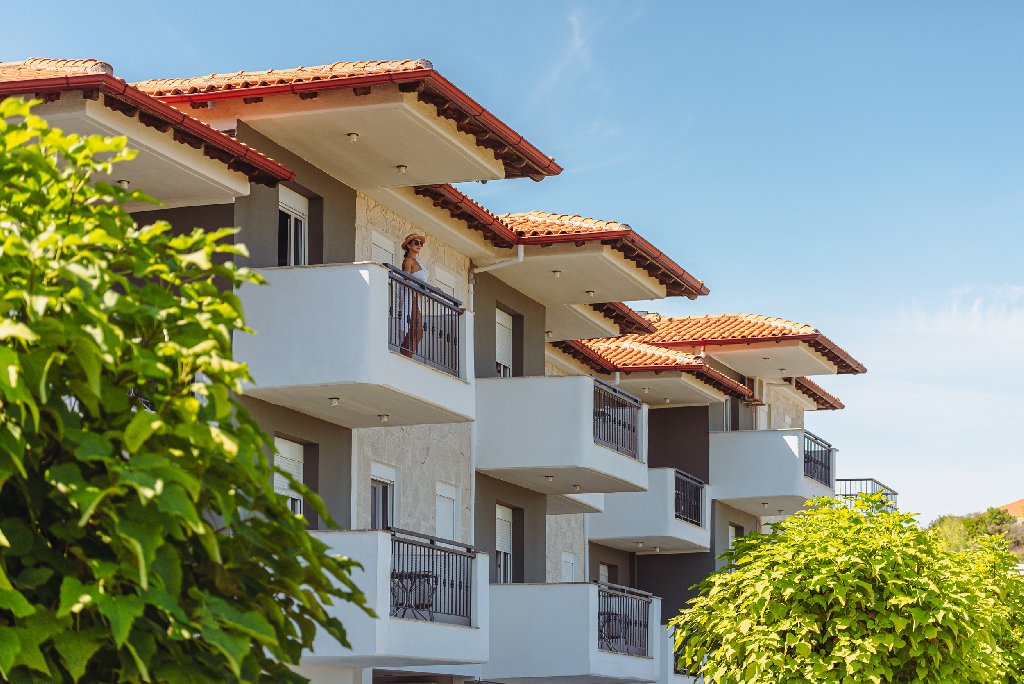 Ampelia Hotel & Studios