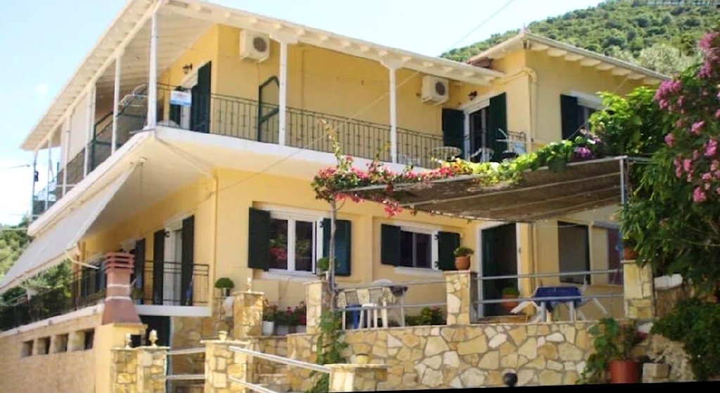 Rania Ektoras Apartments