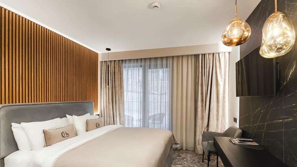 HOTEL BUCURA.