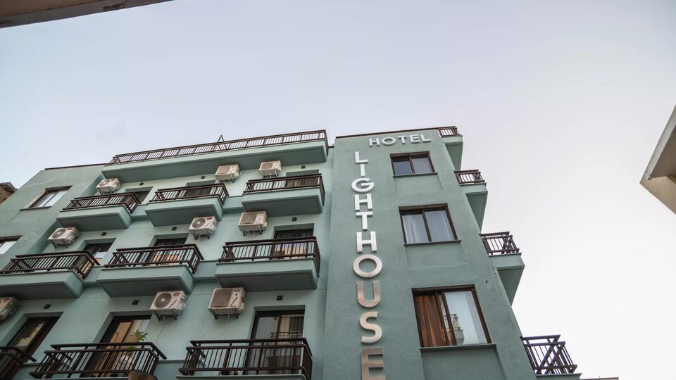Lighthouse City Hotel